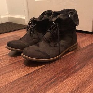 Camo booties